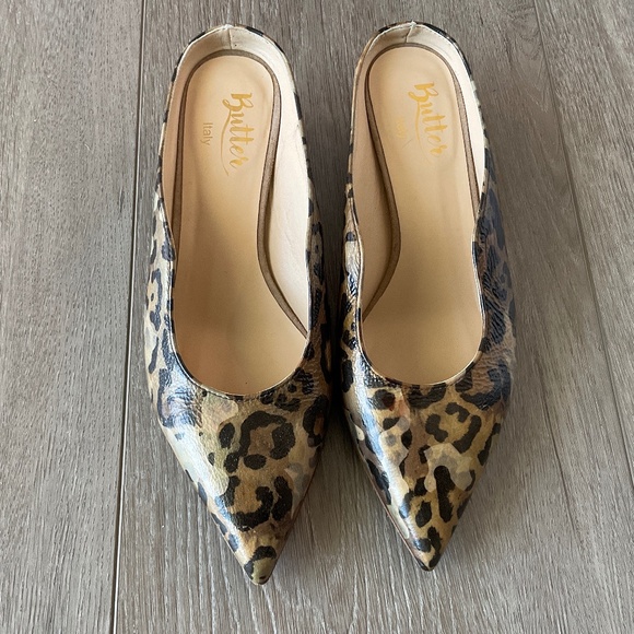 BUTTER Italy Slip On Kitten Heel Leather Size 6.5 - Picture 3 of 7